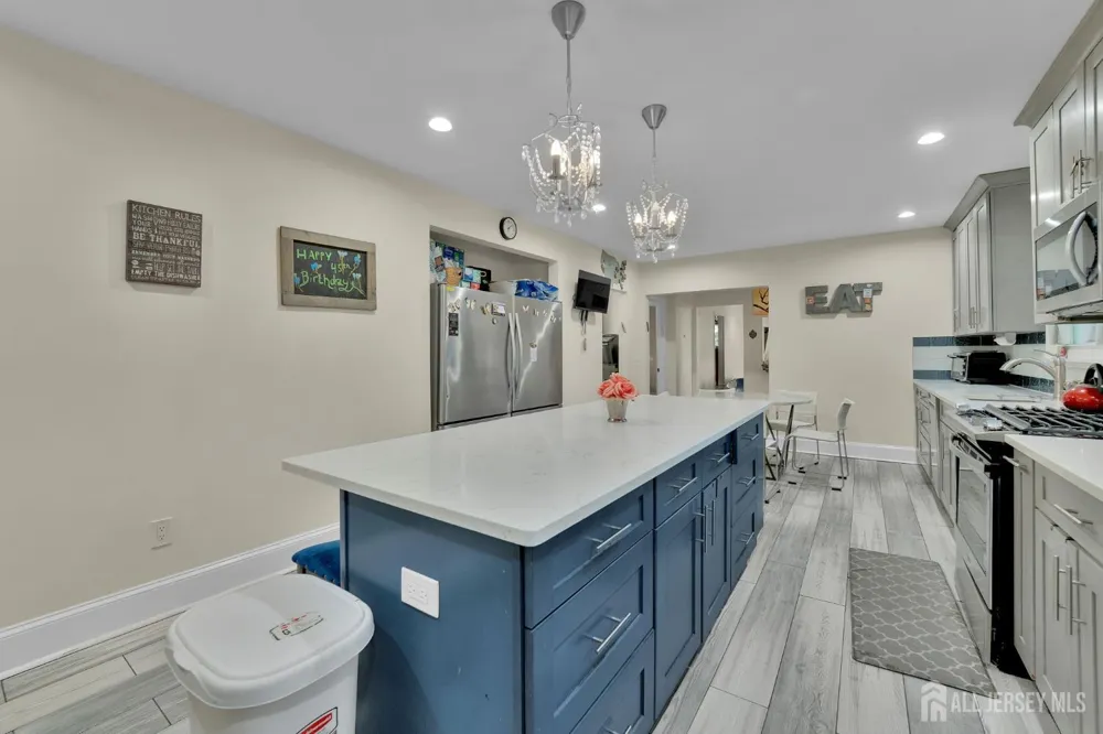 833 Salem Avenue Hillside, NJ 07205