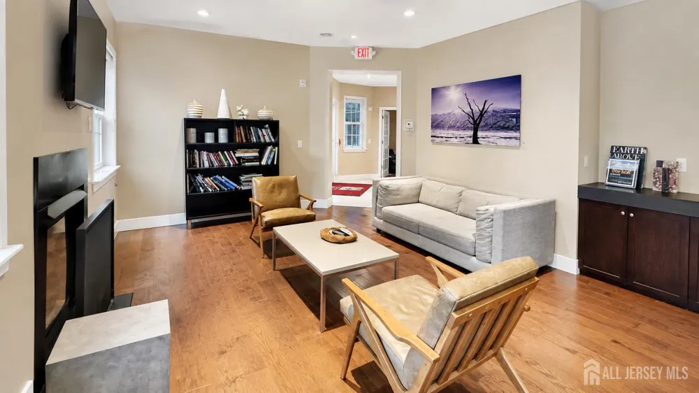 432 Tower Boulevard Piscataway, NJ 08854