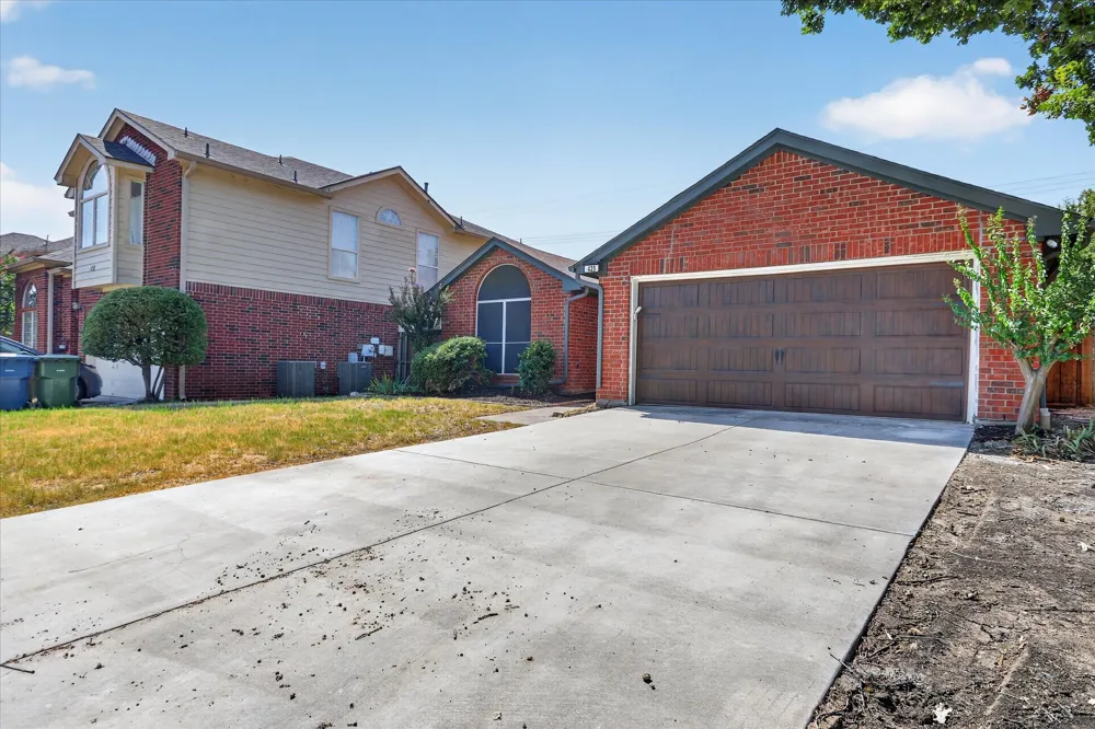 425 Wentworth Drive Flower Mound, TX 75028
