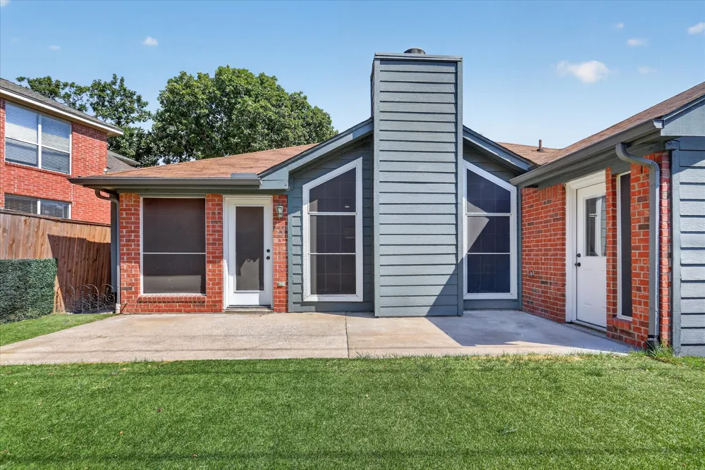 425 Wentworth Drive Flower Mound, TX 75028