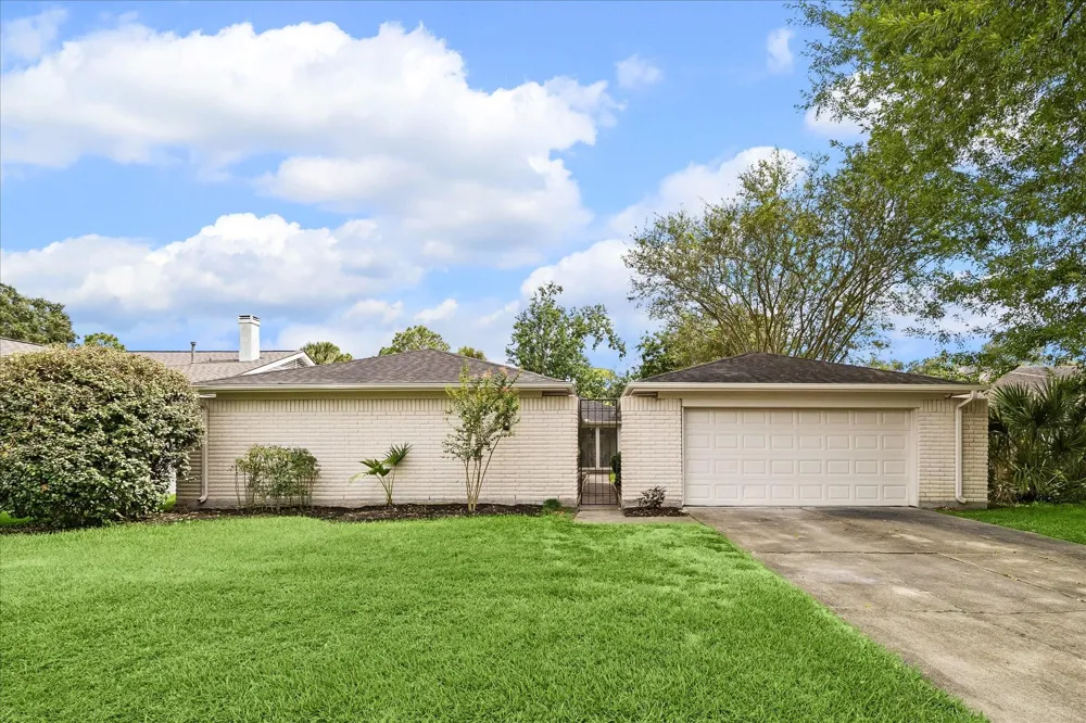 15918 Brookford Drive Houston, TX 77059
