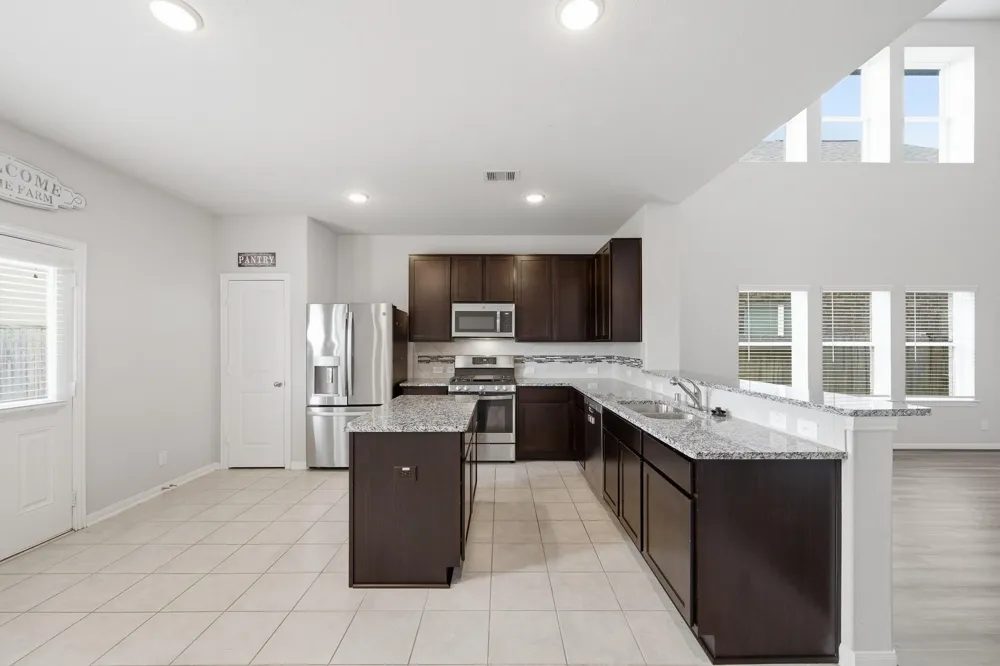 10402 Matterhorn Drive Rosharon, TX 77583
