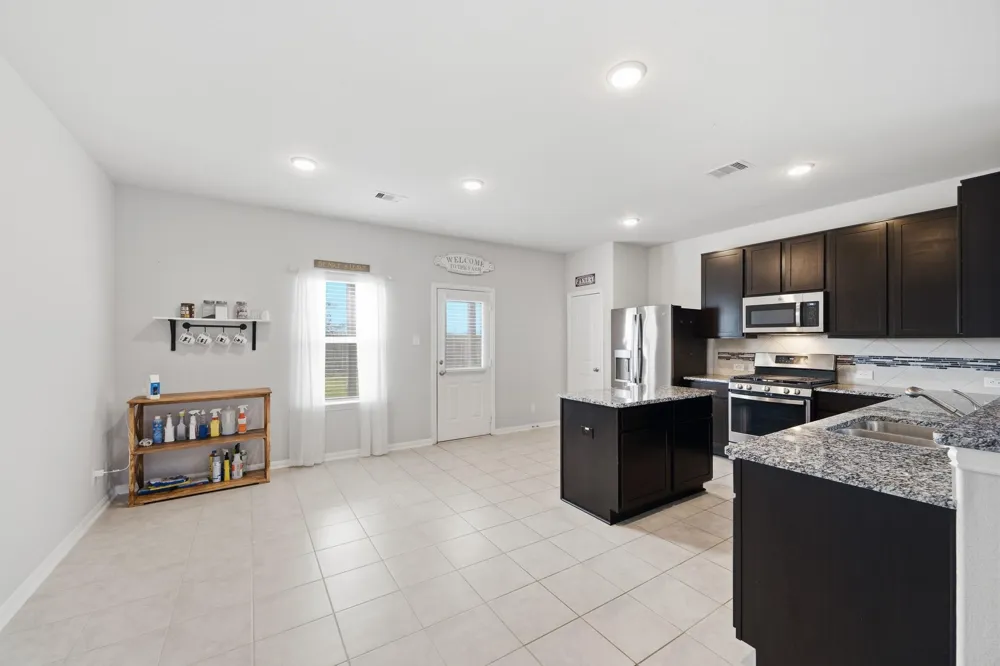 10402 Matterhorn Drive Rosharon, TX 77583