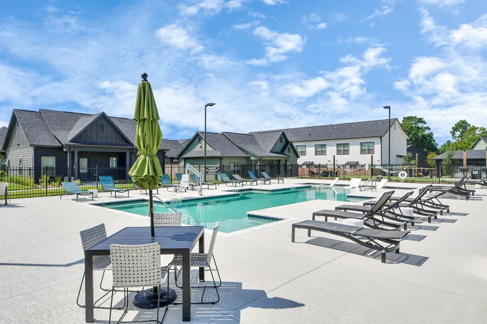 7711 Longmire Road #2 Conroe, TX 77304