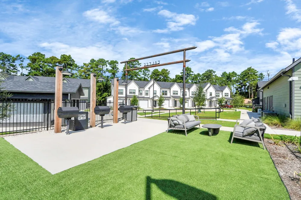 7711 Longmire Road #2 Conroe, TX 77304
