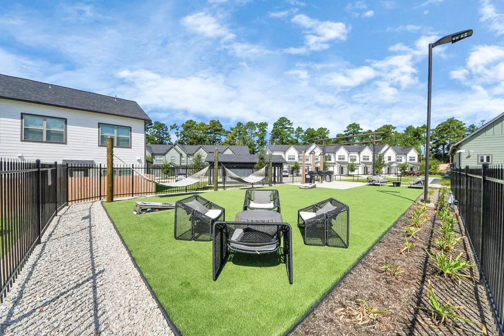 7711 Longmire Road #2 Conroe, TX 77304