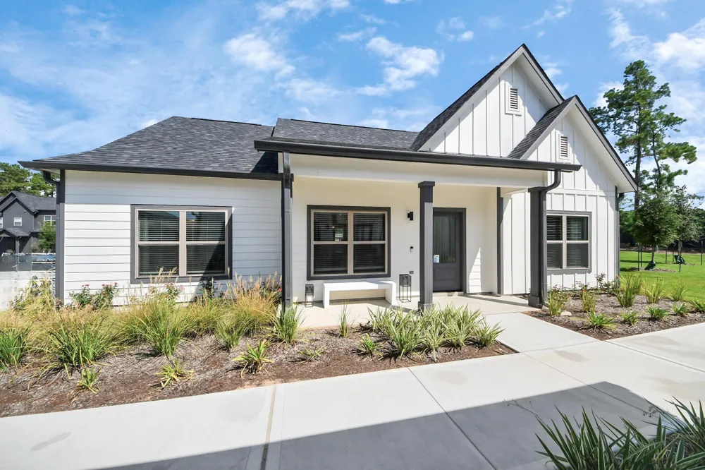 7711 Longmire Road #2 Conroe, TX 77304