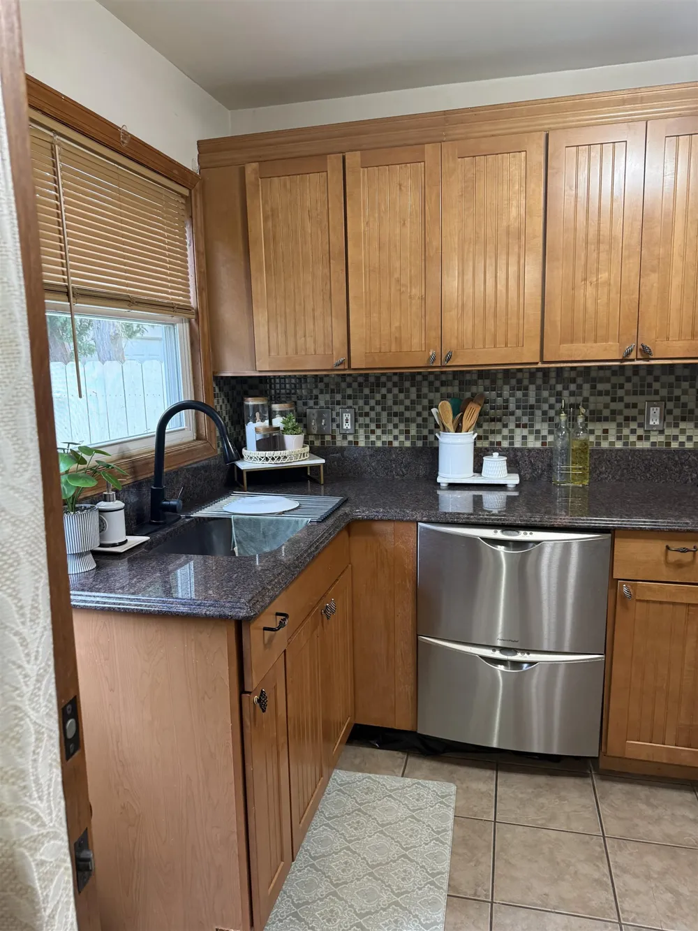 60 WILLET ST Bloomfield, NJ 07003