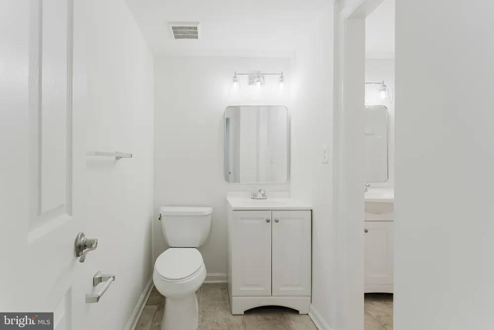 5800 TORINGTON DRIVE #833 Springfield, VA 22152