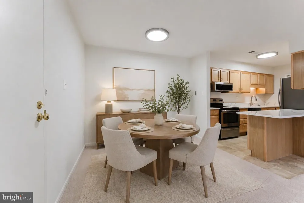 5800 TORINGTON DRIVE #833 Springfield, VA 22152