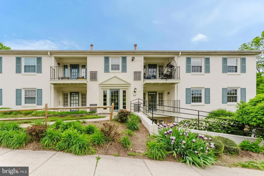 5800 TORINGTON DRIVE #833 Springfield, VA 22152