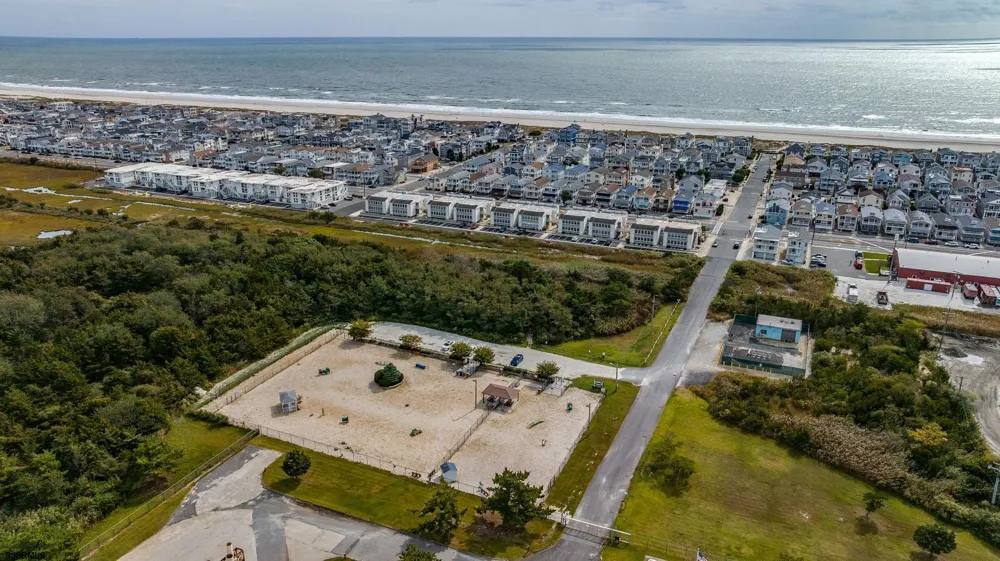 4442 West Ave Ocean City, NJ 08226