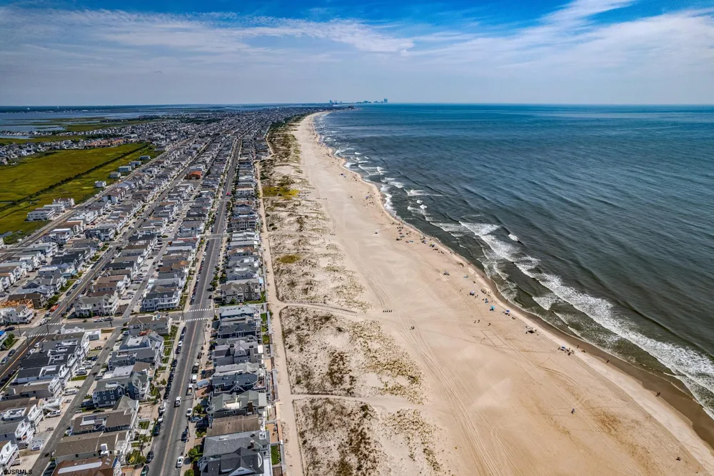 4442 West Ave Ocean City, NJ 08226