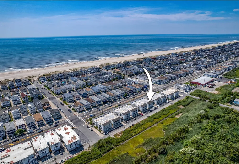 4442 West Ave Ocean City, NJ 08226