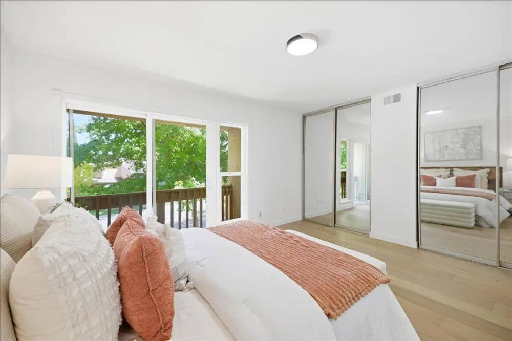 125 Connemara Way #115 Sunnyvale, CA 94087