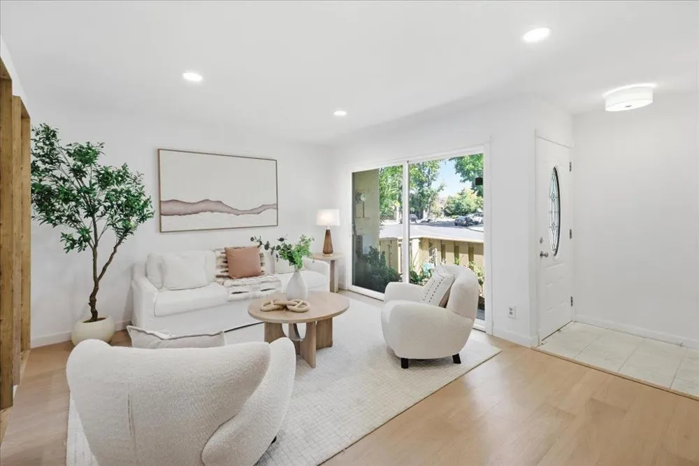 125 Connemara Way #115 Sunnyvale, CA 94087