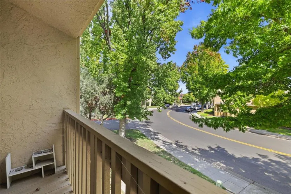 125 Connemara Way #115 Sunnyvale, CA 94087