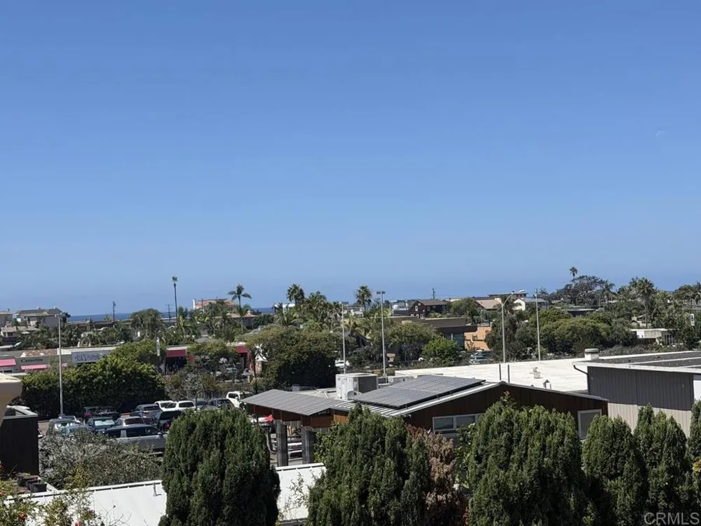 251 Rios Avenue Solana Beach, CA 92075