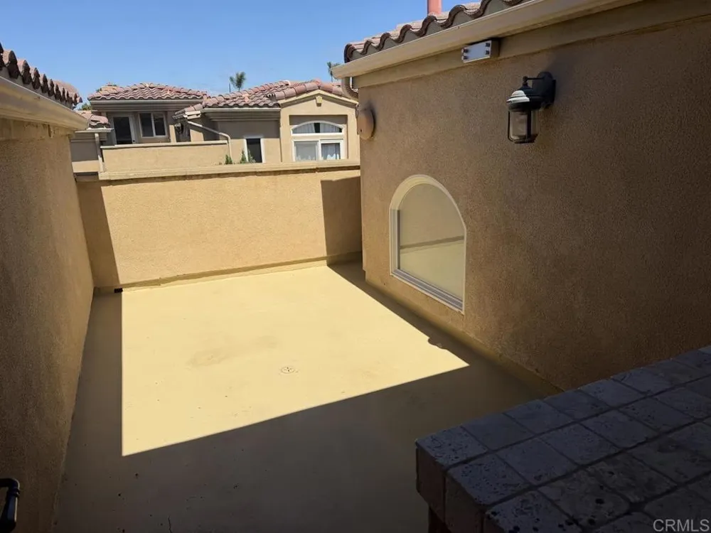 251 Rios Avenue Solana Beach, CA 92075