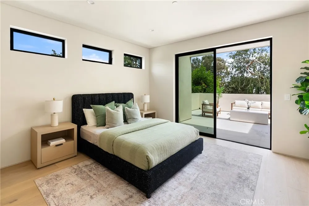 4329 Farmdale Avenue Studio City, CA 91604