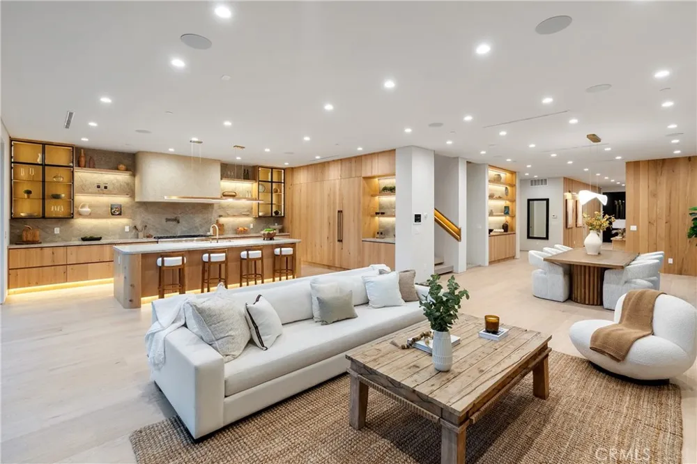 4329 Farmdale Avenue Studio City, CA 91604