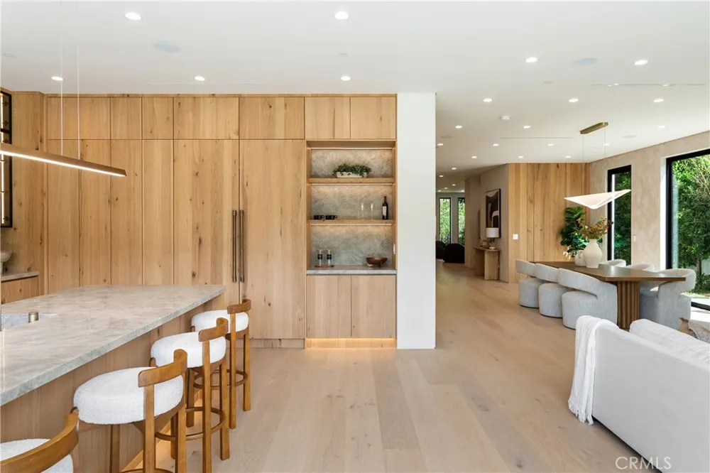 4329 Farmdale Avenue Studio City, CA 91604