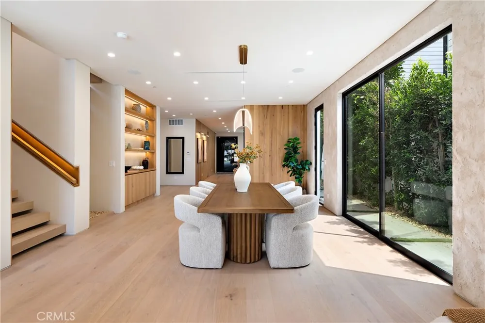 4329 Farmdale Avenue Studio City, CA 91604