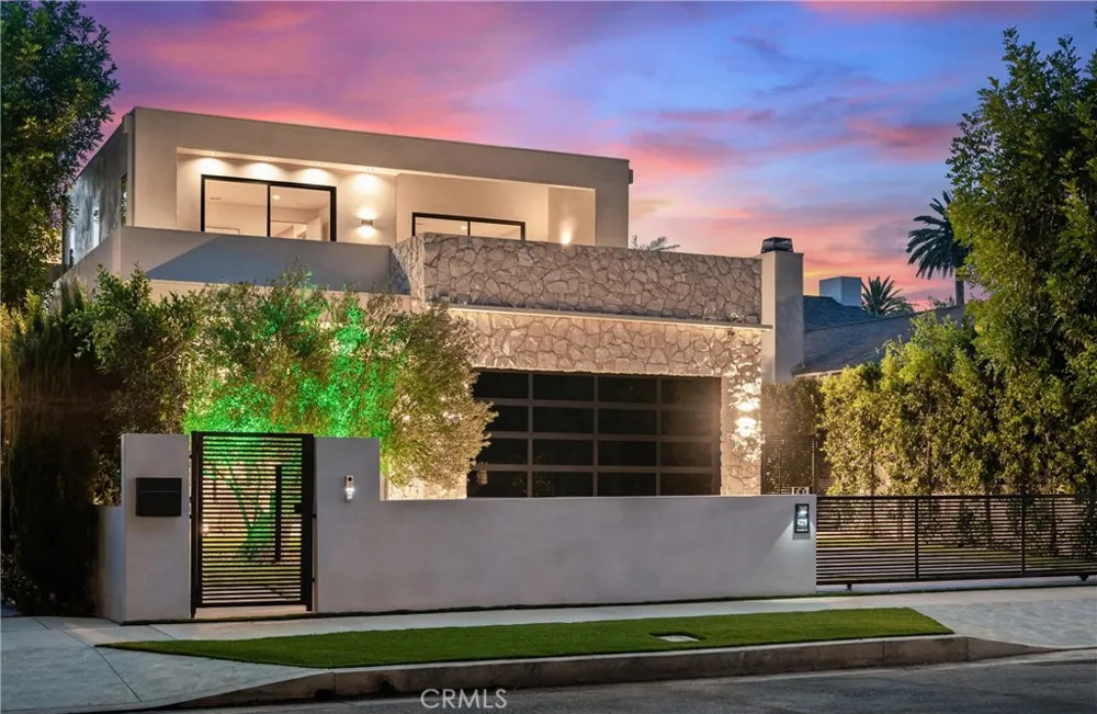 4329 Farmdale Avenue Studio City, CA 91604