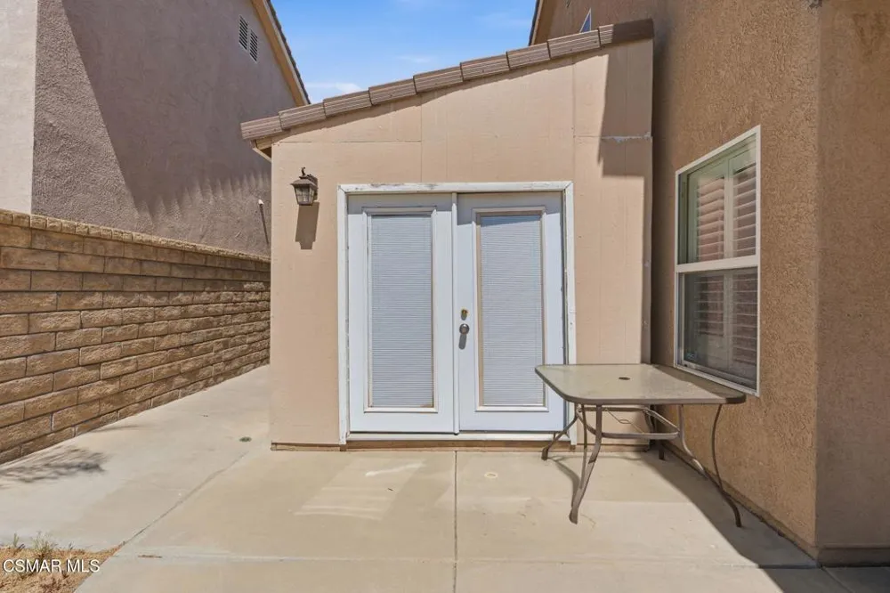 28318 Milbrook Place Castaic, CA 91384