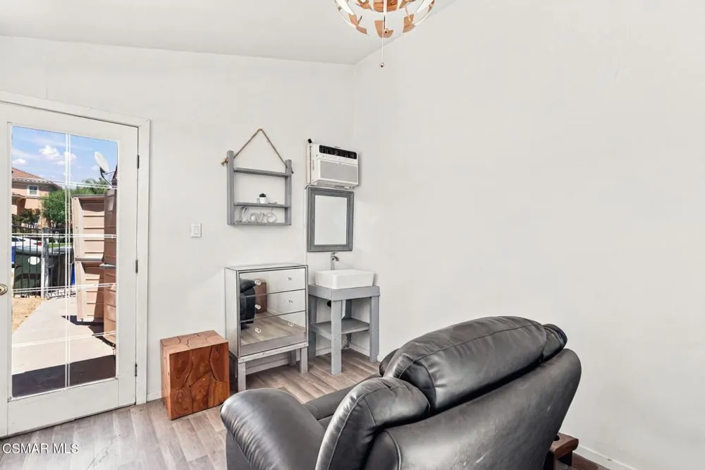 28318 Milbrook Place Castaic, CA 91384