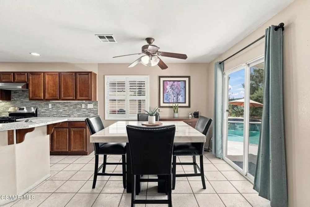 28318 Milbrook Place Castaic, CA 91384