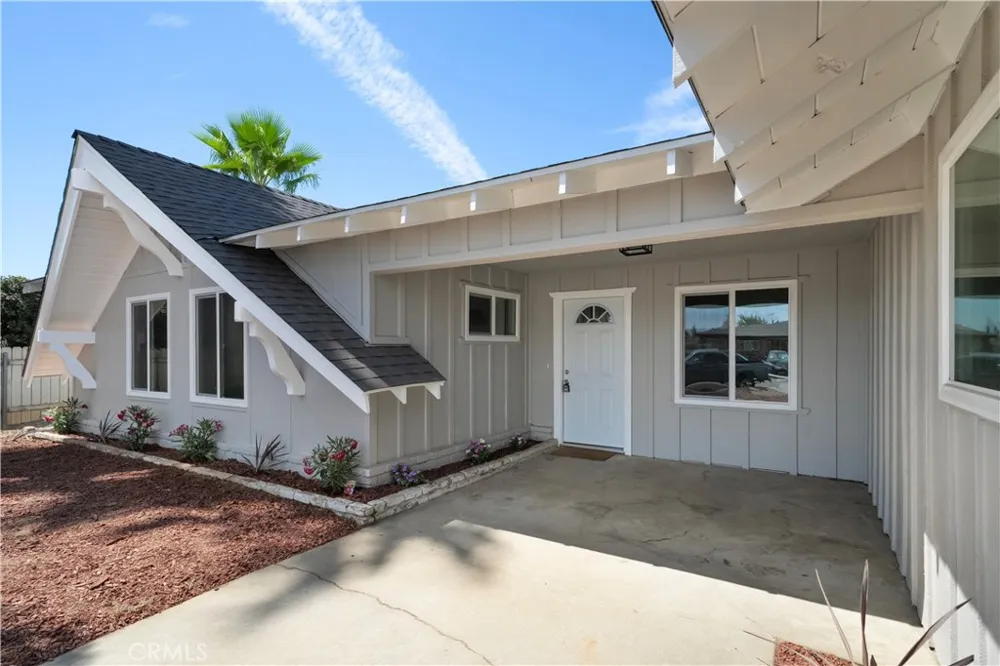 675 Palo Alto Avenue Beaumont, CA 92223