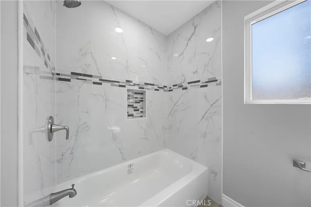 675 Palo Alto Avenue Beaumont, CA 92223