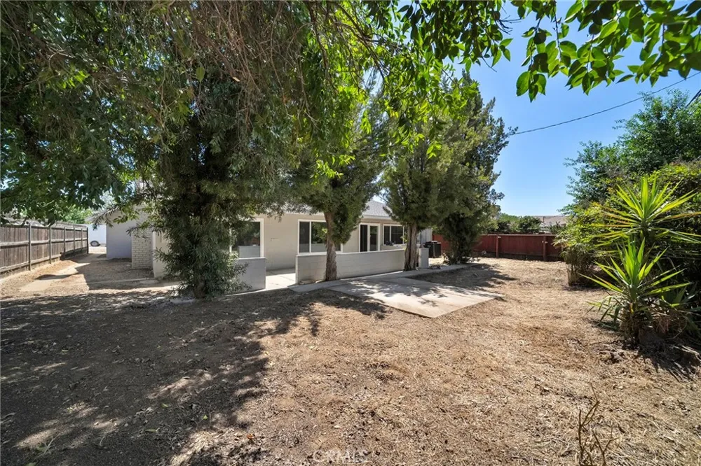675 Palo Alto Avenue Beaumont, CA 92223