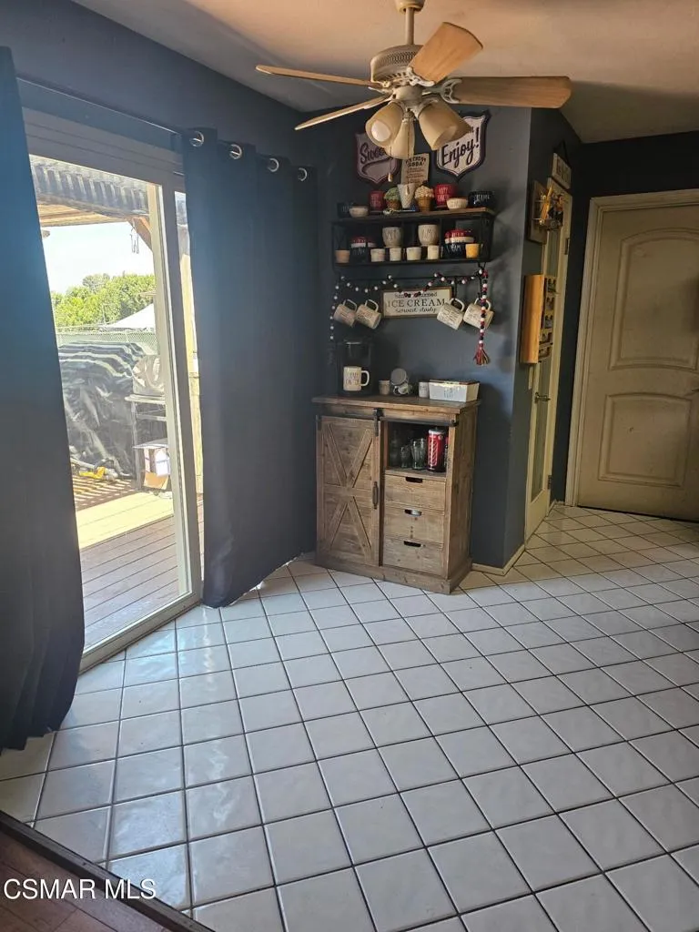 1287 Nonchalant Drive Simi Valley, CA 93065