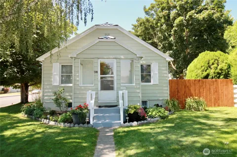 411 S Sprague Street