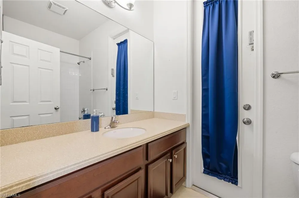 2115 Grove Drive Naples, FL 34120