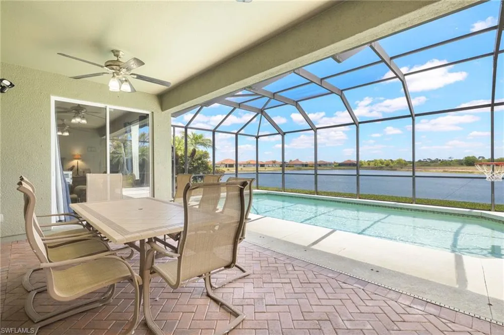 2115 Grove Drive Naples, FL 34120