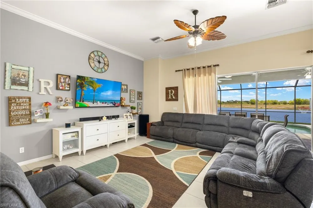 2115 Grove Drive Naples, FL 34120