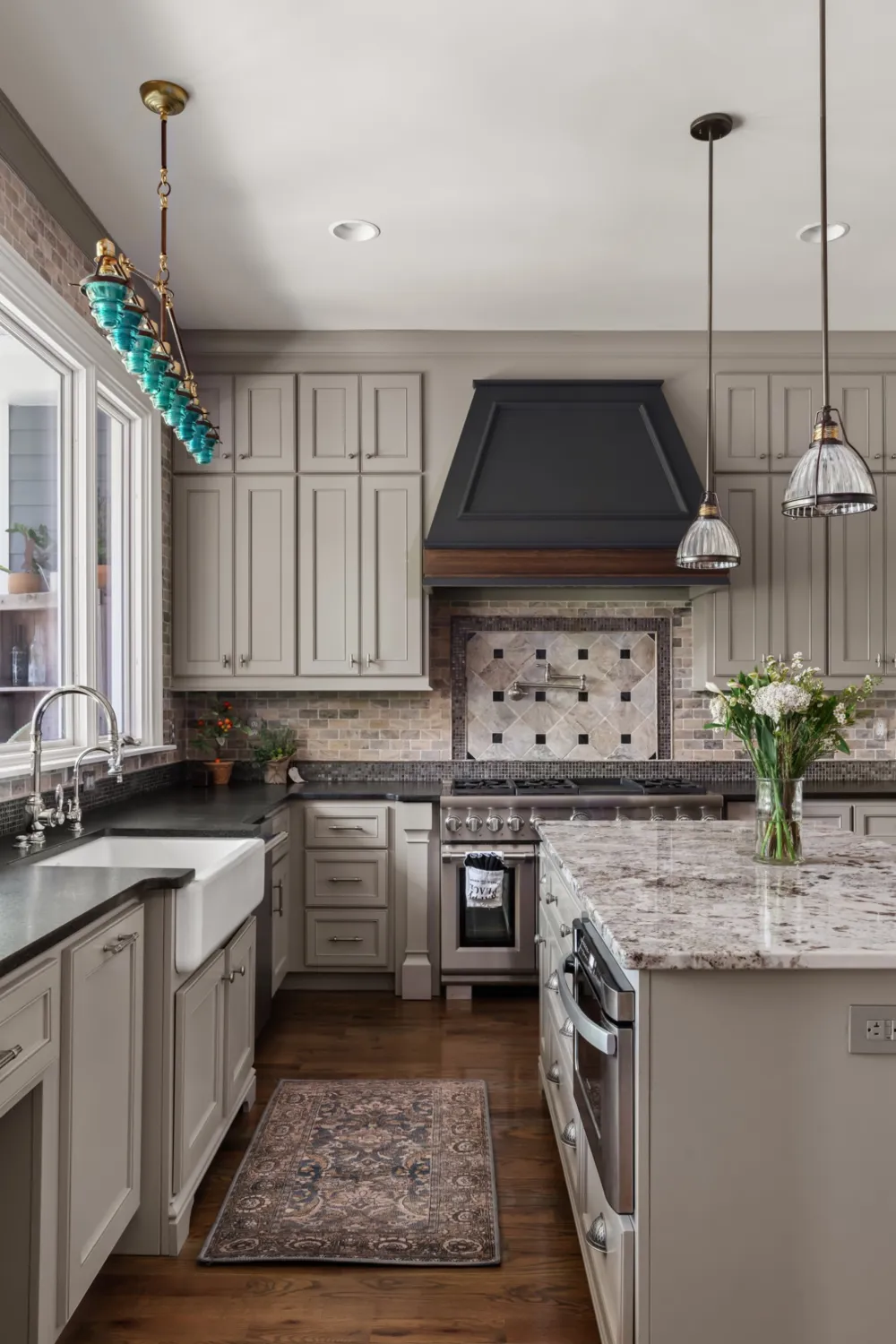 312 Ledgelawn Ct Franklin, TN 37064