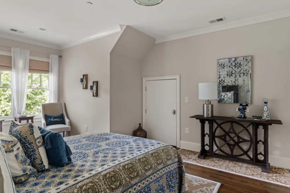312 Ledgelawn Ct Franklin, TN 37064