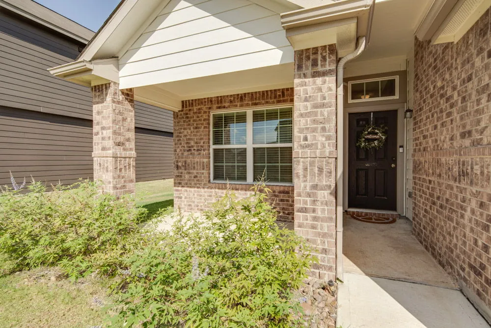 947 Harper Lane Bryan, TX 77803