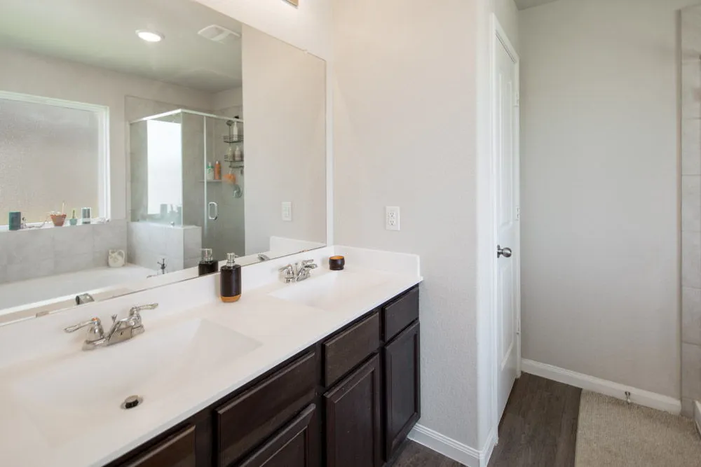 947 Harper Lane Bryan, TX 77803