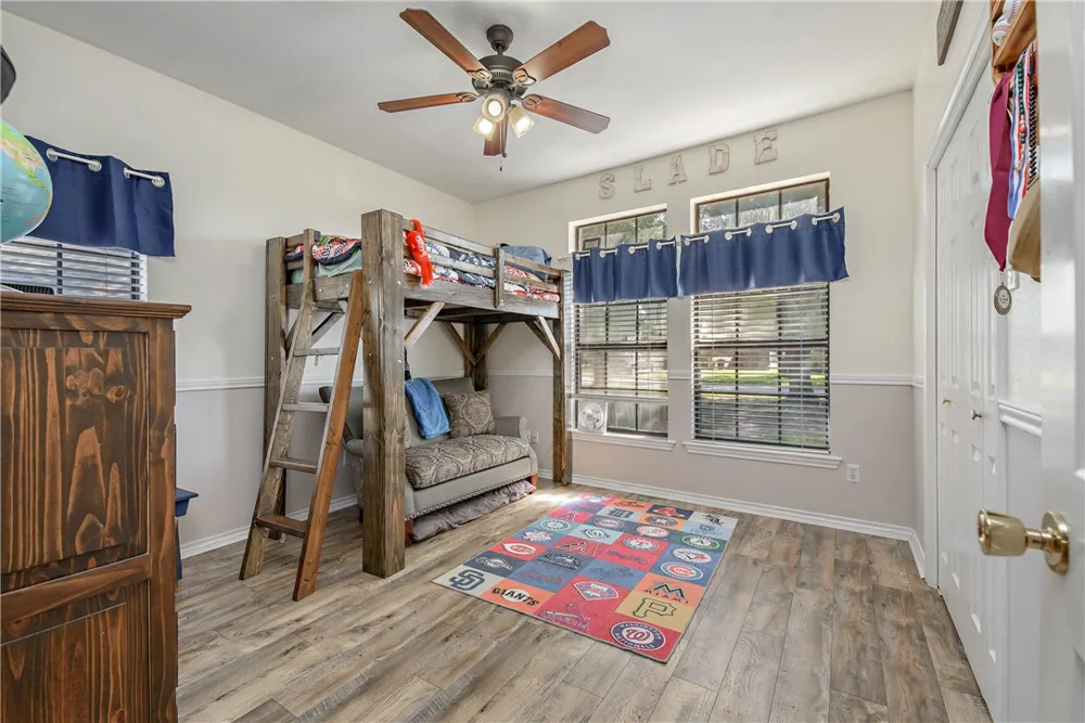 5705 Timberton Drive Bryan, TX 77802