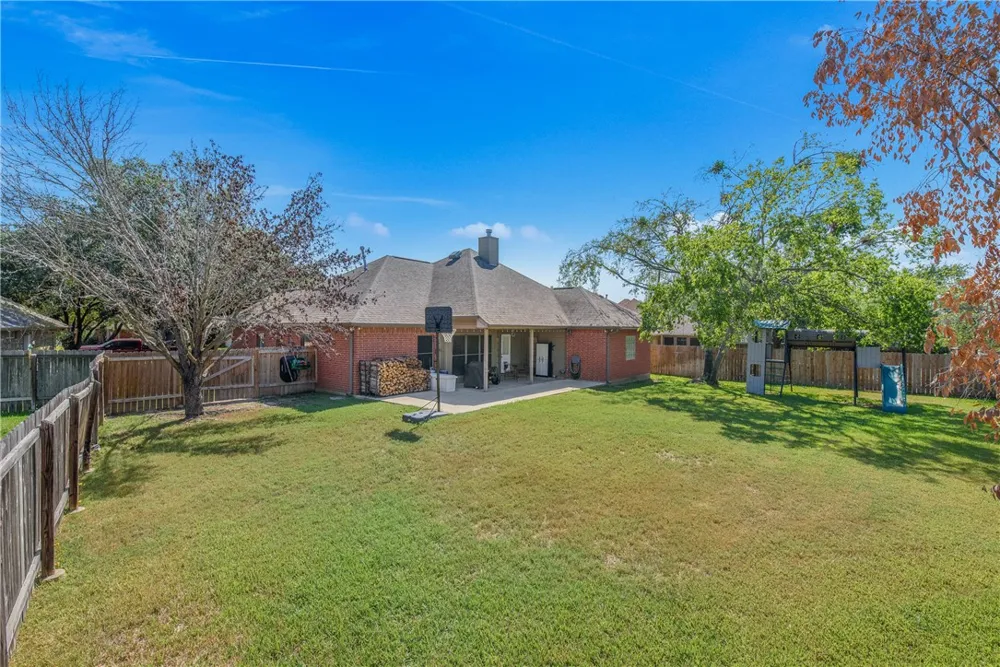 5705 Timberton Drive Bryan, TX 77802