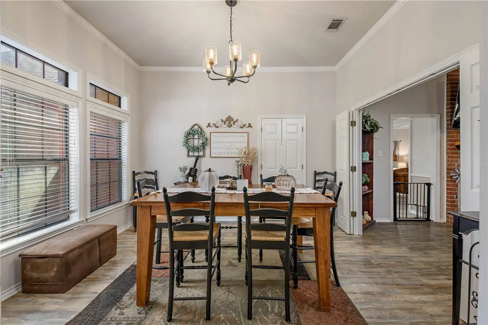 5705 Timberton Drive Bryan, TX 77802