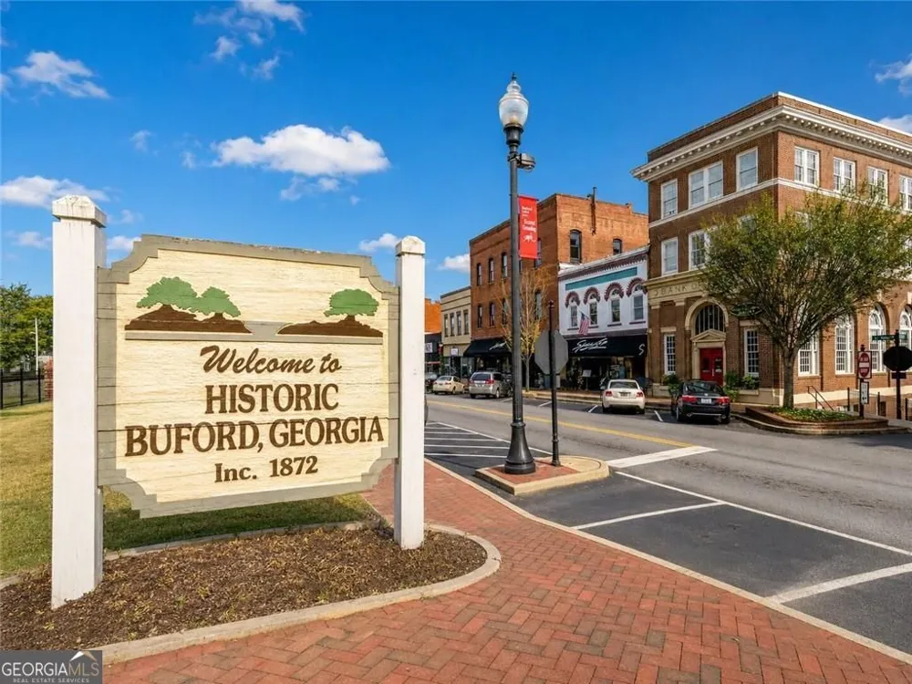 2232 Woodbriar DR Buford, GA 30518