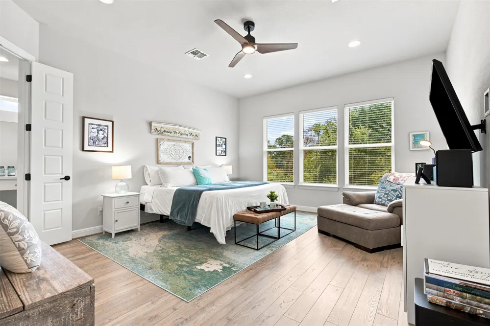 501 Great Lawn Cove Liberty Hill, TX 78642