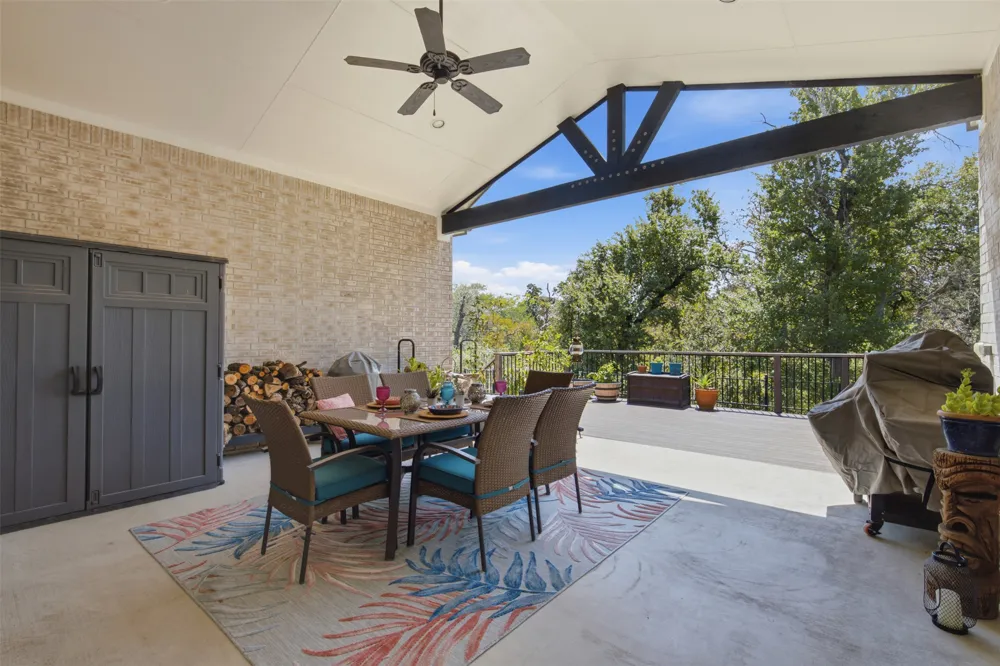 501 Great Lawn Cove Liberty Hill, TX 78642