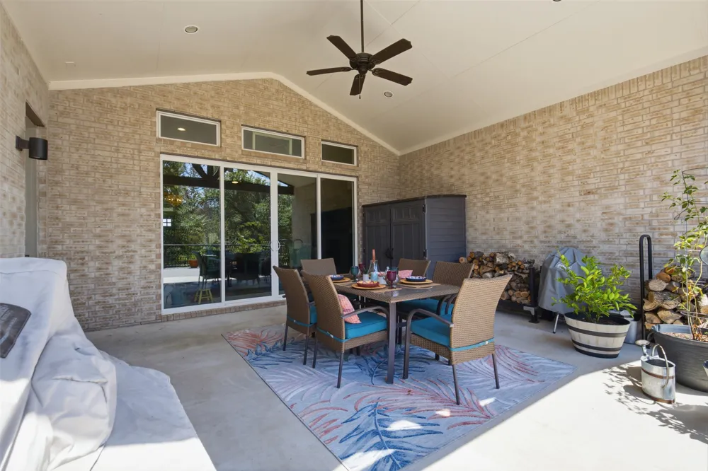 501 Great Lawn Cove Liberty Hill, TX 78642